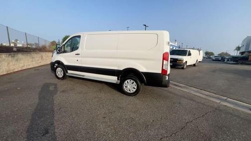 2024 Ford Transit-250 