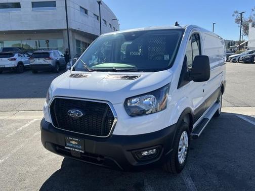 2024 Ford Transit-250 