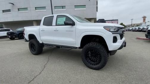 2025 Chevrolet Colorado LT