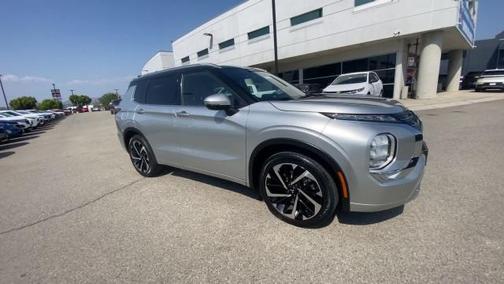 2023 Mitsubishi Outlander SEL