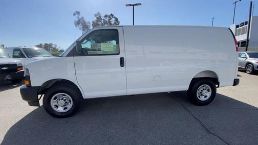 2025 Chevrolet Express 2500 Work Van