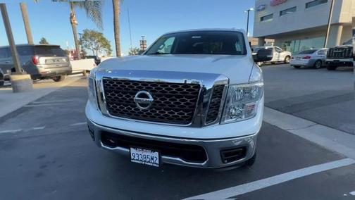 2018 Nissan Titan SV