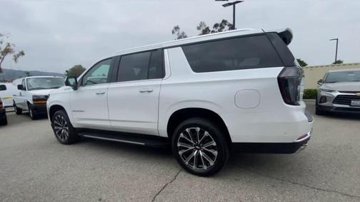 2025 Chevrolet Suburban High Country