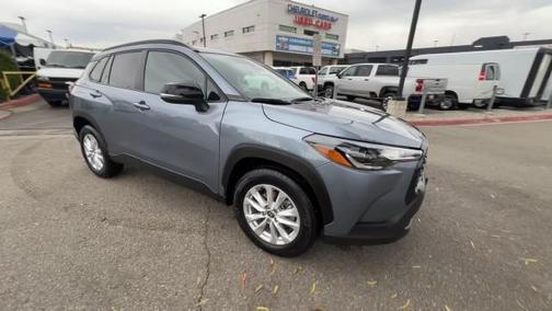 2025 Toyota Corolla Cross LE