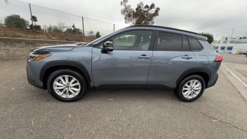 2025 Toyota Corolla Cross LE