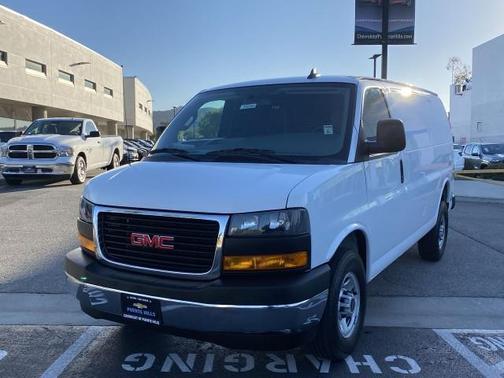 2023 GMC Savana 2500 Work Van
