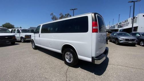 2020 Chevrolet Express 3500 LT