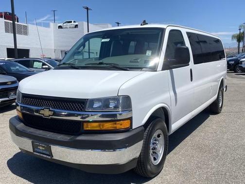 2020 Chevrolet Express 3500 LT