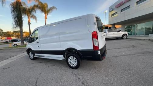 2024 Ford Transit-250 