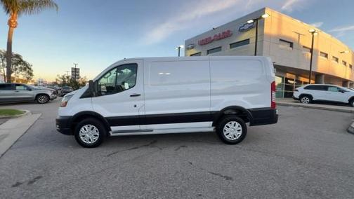 2024 Ford Transit-250 