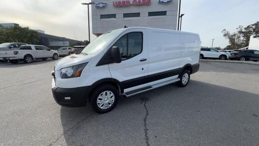 2024 Ford Transit-250 