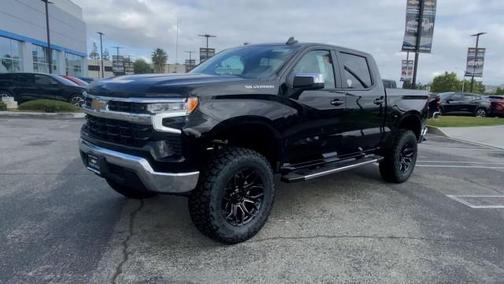 2025 Chevrolet Silverado 1500 LT