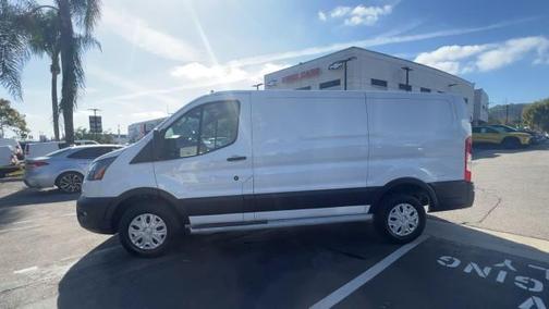 2024 Ford Transit-250 