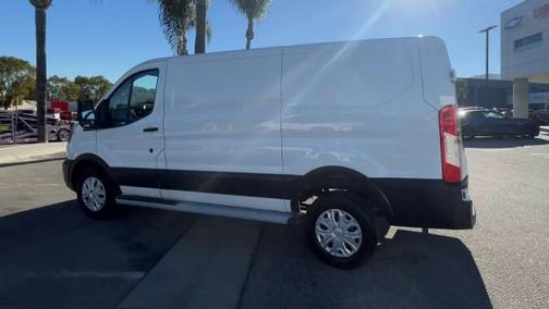 2024 Ford Transit-250 