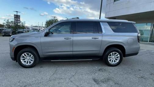 2026 Chevrolet Suburban LT