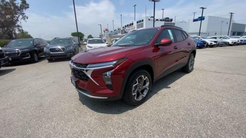 2025 Chevrolet Trax LT