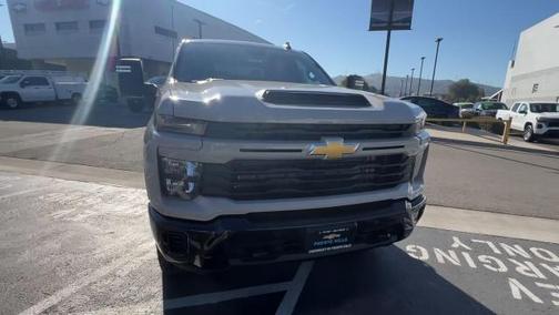 2026 Chevrolet Silverado 2500 Custom