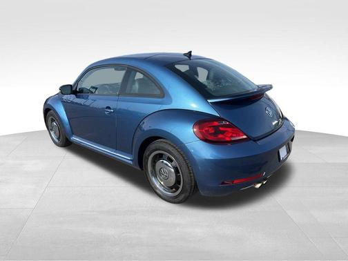 2017 Volkswagen Beetle 1.8T SE