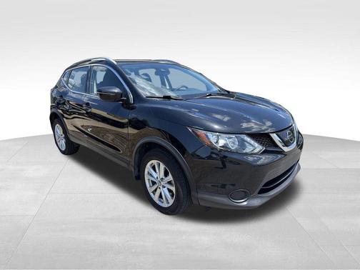 Magnetic Black 2019 Nissan Rogue Sport SV