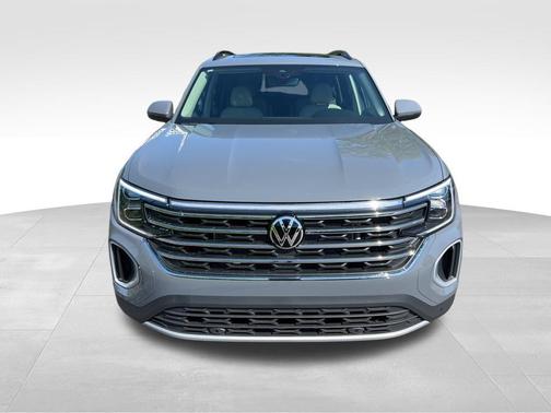 Pure Gray 2026 Volkswagen Atlas 2.0T SE W/TECHNOLOGY