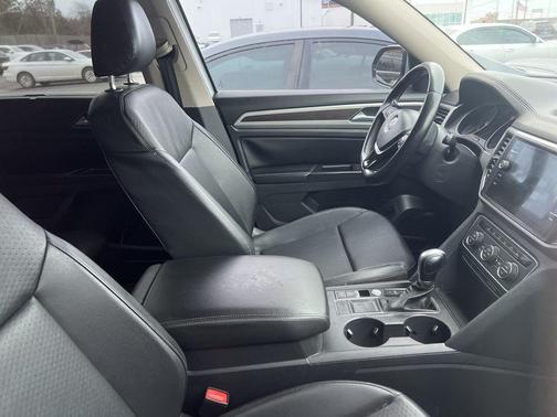 2018 Volkswagen Atlas 3.6L SE w/Technology