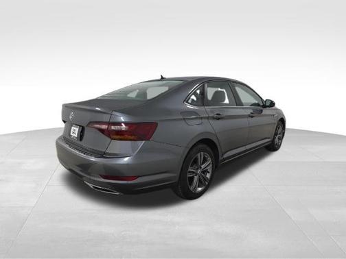 Platinum Gray Metallic 2019 Volkswagen Jetta 1.4T R-Line