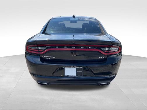 2017 Dodge Charger SXT