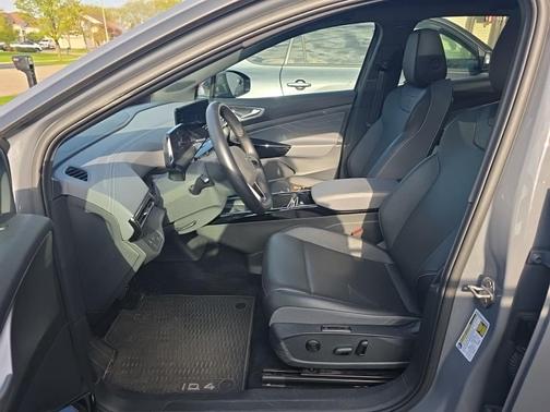 Pure Gray 2023 Volkswagen ID.4 Pro S