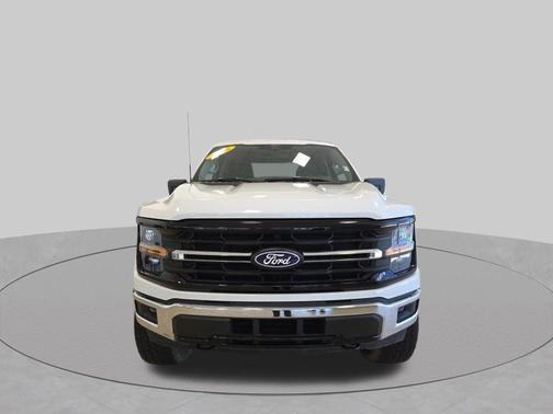 Oxford White 2025 Ford F-150 XLT