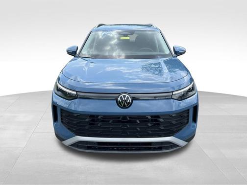 Monterey Blue Pearl 2026 Volkswagen Tiguan 2.0T SE
