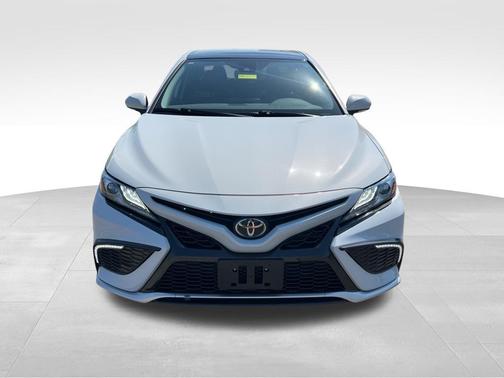 Ice 2023 Toyota Camry XSE