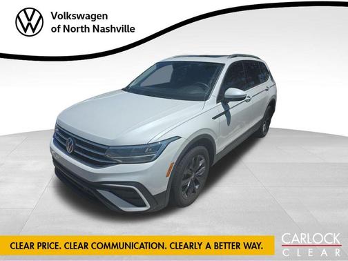 Opal White Pearl Effect 2023 Volkswagen Tiguan 2.0T SE