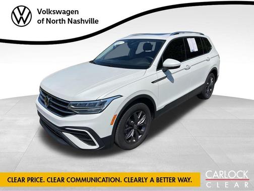 Opal White Pearl Effect 2023 Volkswagen Tiguan 2.0T SE