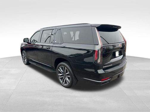 2023 Cadillac Escalade ESV Sport