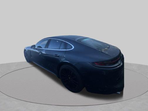 Volcano Grey Metallic 2018 Porsche Panamera 4S