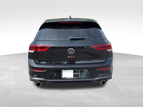 Mythos Black Metallic 2025 Volkswagen Golf GTI 2.0T Autobahn