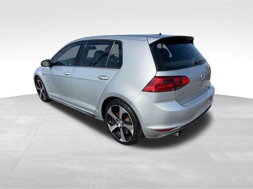 2016 Volkswagen Golf GTI S