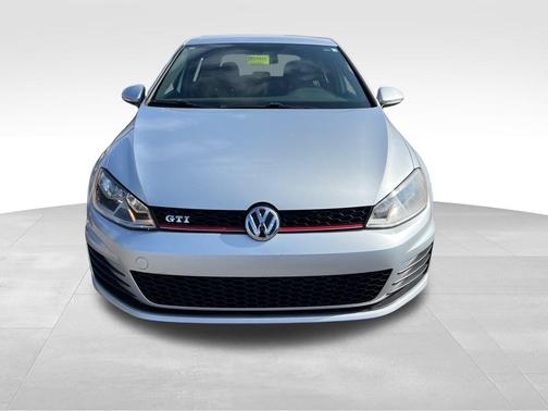 2016 Volkswagen Golf GTI S