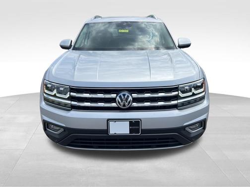 Reflex Silver Metallic 2019 Volkswagen Atlas 3.6L SEL Premium