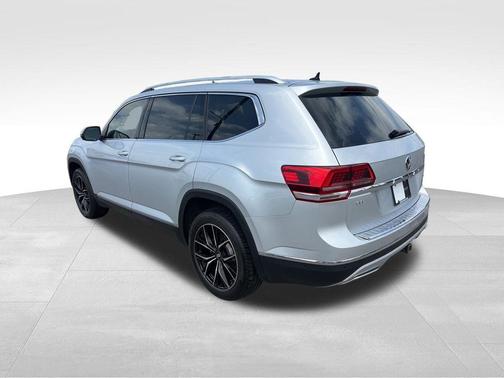 Reflex Silver Metallic 2019 Volkswagen Atlas 3.6L SEL Premium