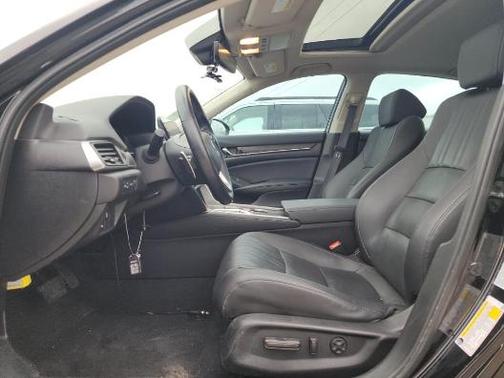 2022 Honda Accord Touring 2.0T