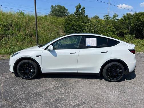 Pearl White Multi 2021 Tesla Model Y Long Range