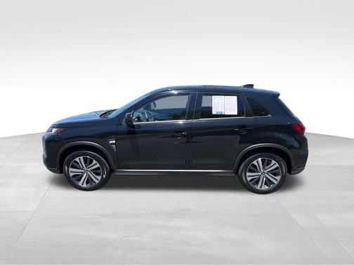 Labrador Black Pearl 2025 Mitsubishi Outlander Sport 2.0 S