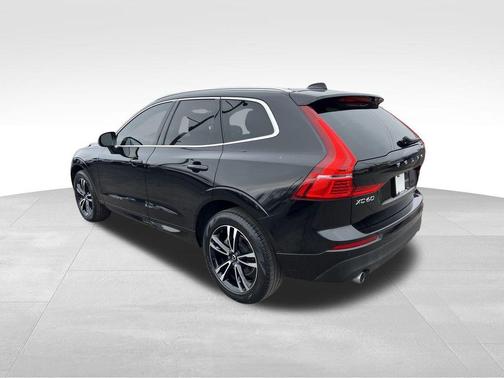 2020 Volvo XC60 T5 Momentum