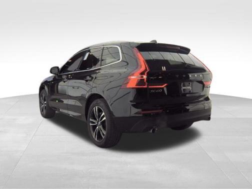 2020 Volvo XC60 T5 Momentum