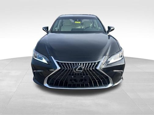 2022 Lexus ES 350 Base