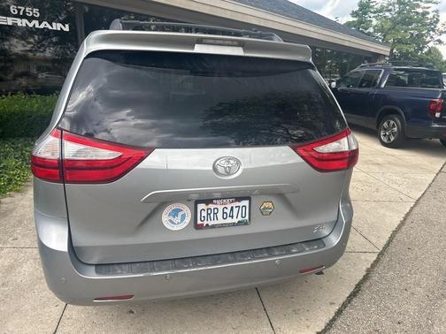 2015 Toyota Sienna XLE