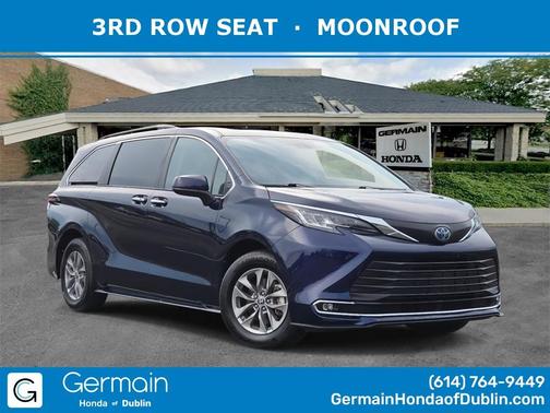 2023 Toyota Sienna XLE