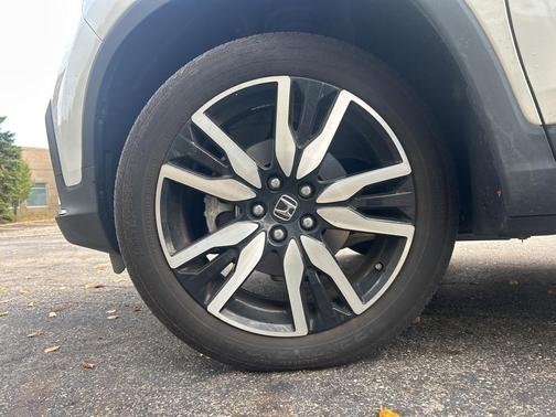 2022 Honda Pilot Touring 7-Passenger