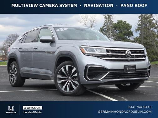Pyrite Silver Metallic 2022 Volkswagen Atlas Cross Sport 3.6L V6 SEL Premium R-Line